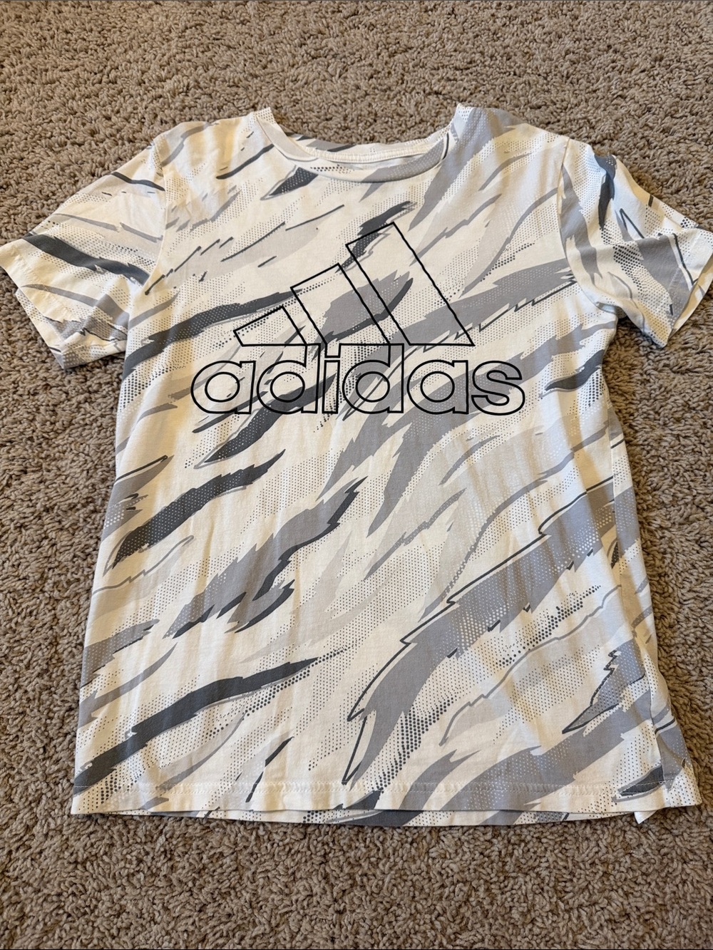 adidas Kids White & Gray Graphic Logo Short Sleeve Tee